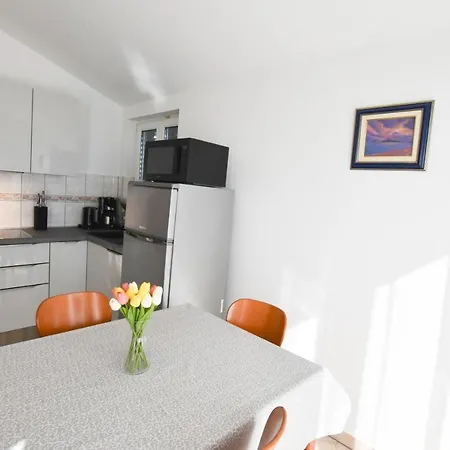 Appartement Karmen I