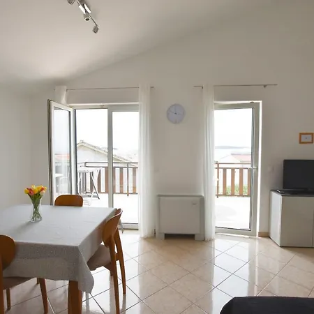 Karmen I Appartement