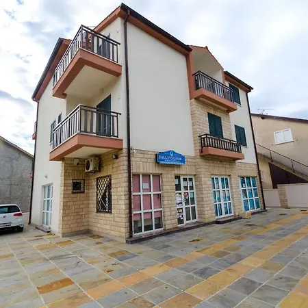 Appartement Karmen I Primošten